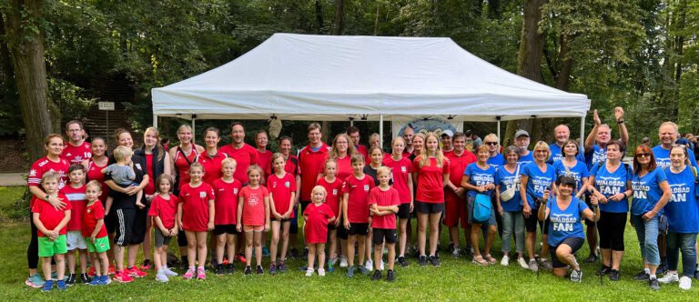 Piranhas und Fördervereinsmitglieder beim Sterntalerlauf 2024